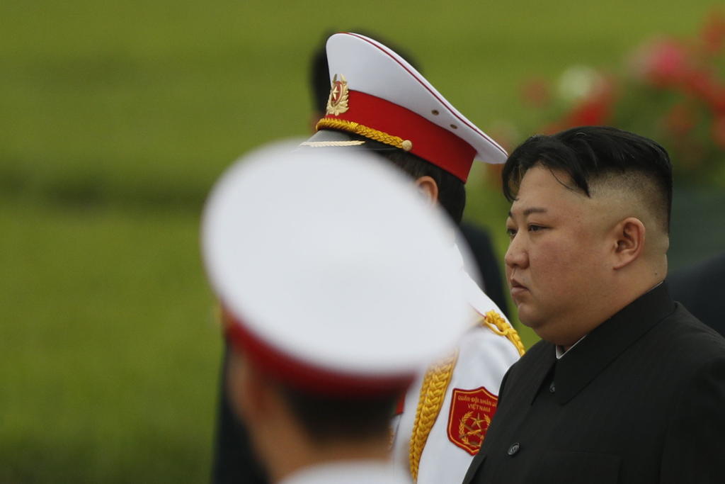 Aún sin aparecer en público envía Kim Jong un mensaje a a trabajadores