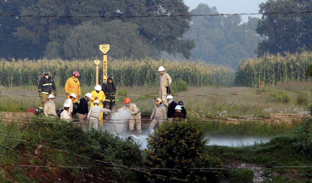 Suma Huachicol Mil Tomas Clandestinas En Ductos De Pemex