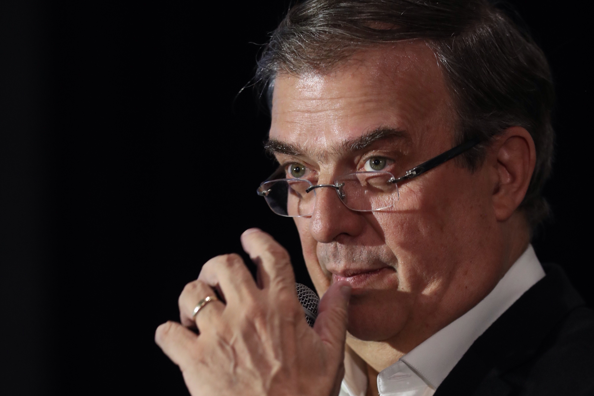 Delgado Conf A Que Ebrard Permancer En Morena