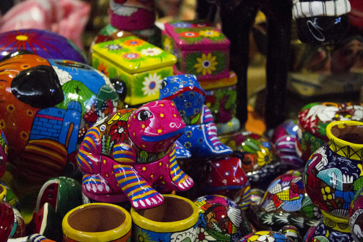 Artesanos dan color a la Feria de Torreón