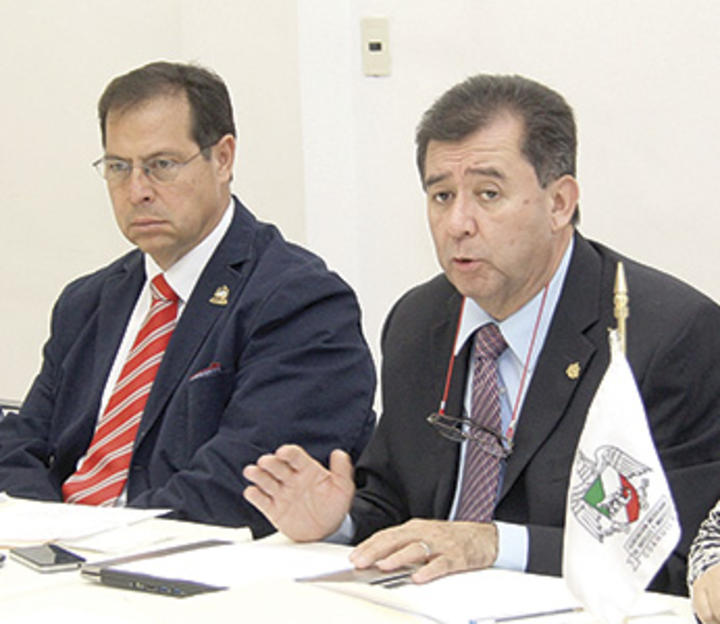 Expulsan a líder nacional de AMHM por fraude ligado a Coahuila
