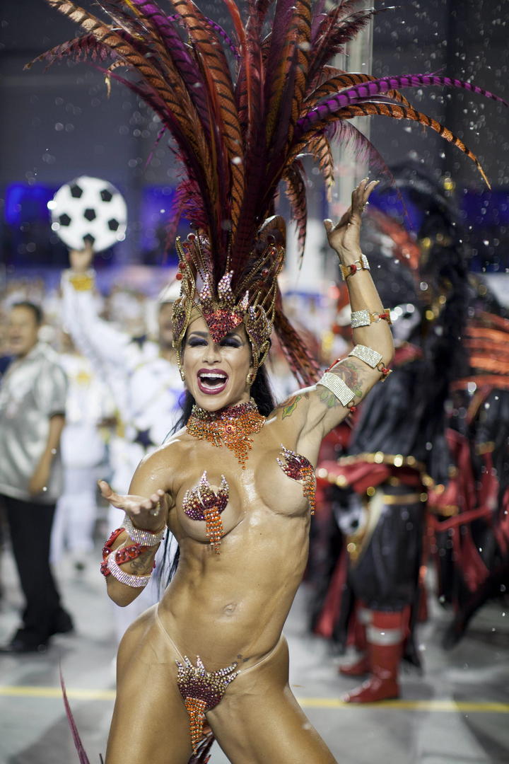 Repartirán 70 millones de condones en carnaval de Brasil