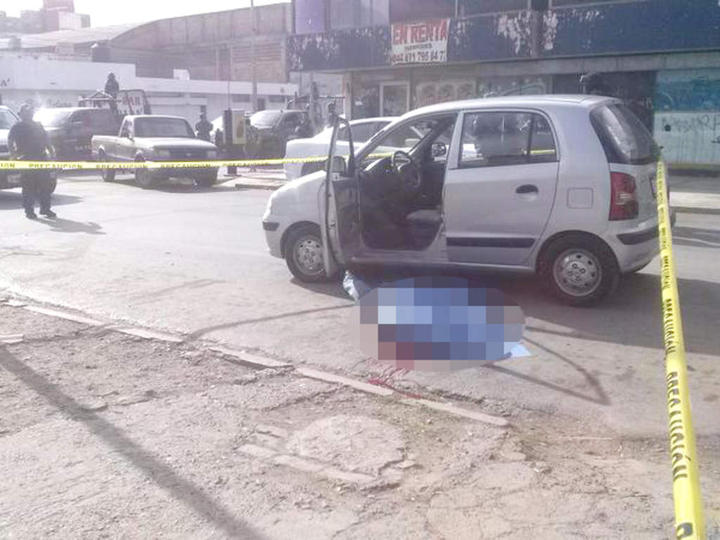 Dan 'tiro de gracia' a un hombre en el Centro de Torreón