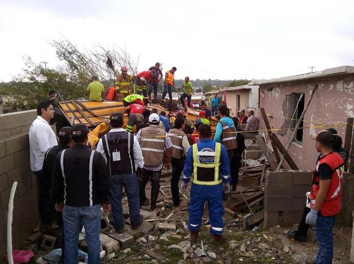 Aumenta a 11 número de muertos por tornado en Acuña