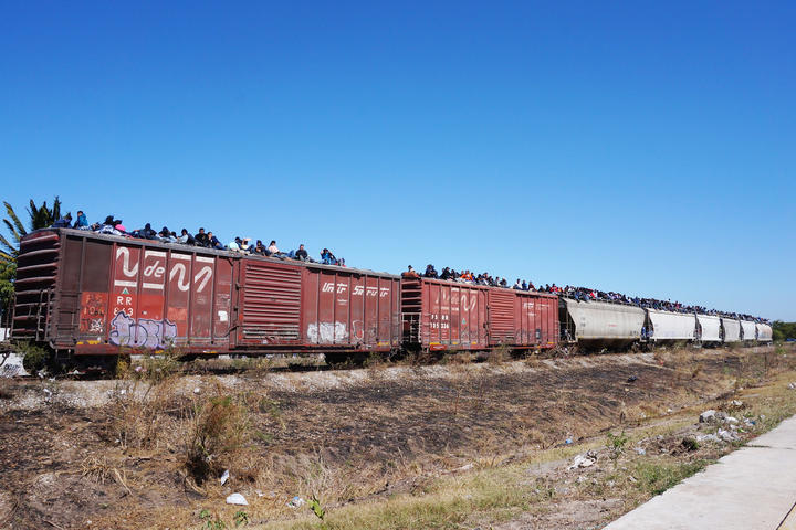 Migrante muere al caer del tren en Ramos Arizpe