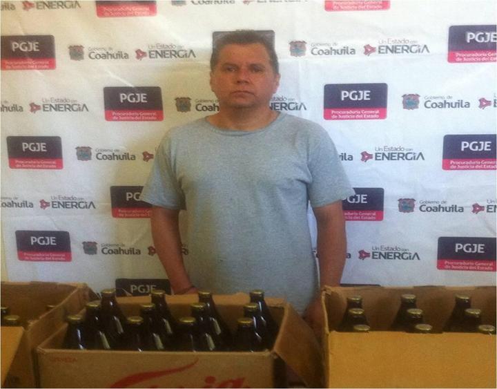 Detienen a hombre por venta ilegal de alcohol en Múzquiz