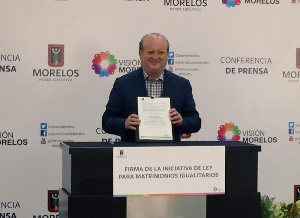 Presenta Graco Ramírez iniciativa para legalizar matrimonio igualitario