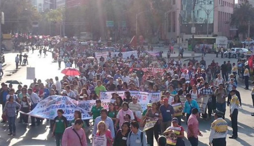 CNTE marcha en cinco estados contra reforma educativa