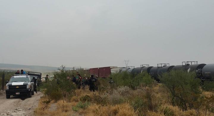 Rescatan a 40 migrantes en Castaños viajaban en el tren
