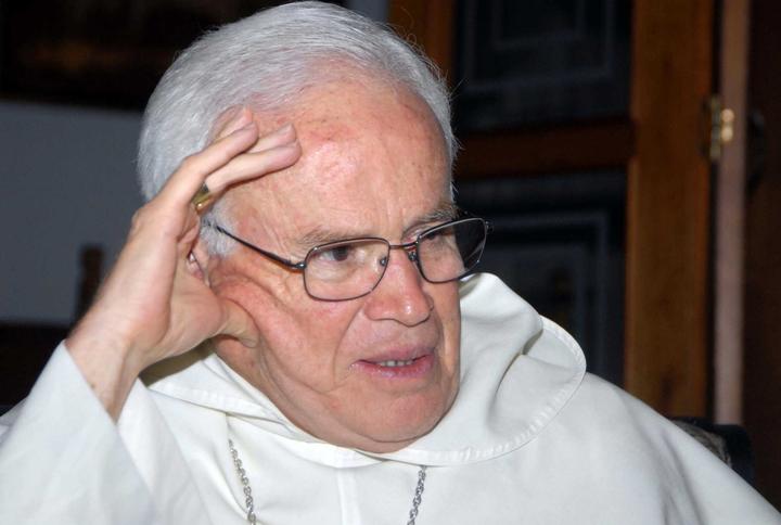 Denuncia Obispo de Saltillo sacerdote falso