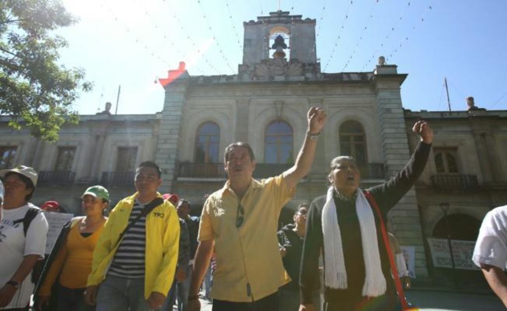Arriba CNTE a Zócalo de Oaxaca en protesta por evaluación