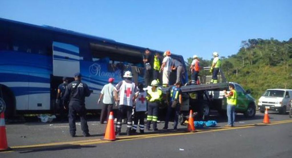 Al menos 12 muertos por accidente en Veracruz