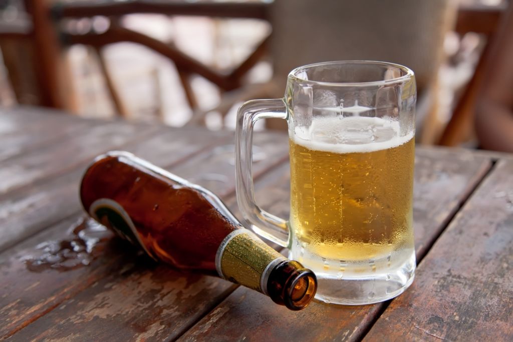 Abuso del alcohol altera funciones del cerebro