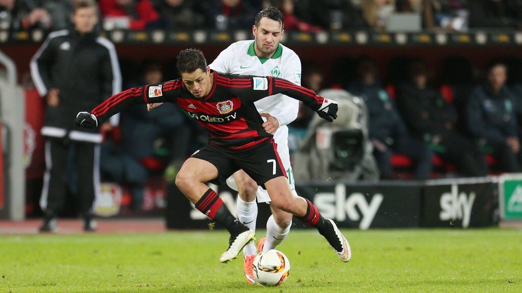 Tras suspensión, Chicharito se perderá jornada 25 de Bundesliga