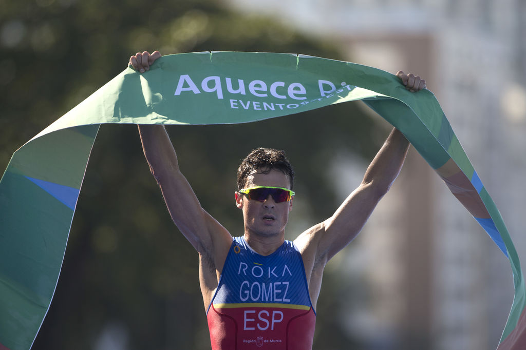 El triatleta Javier Gómez gana el Asturias de los Deportes