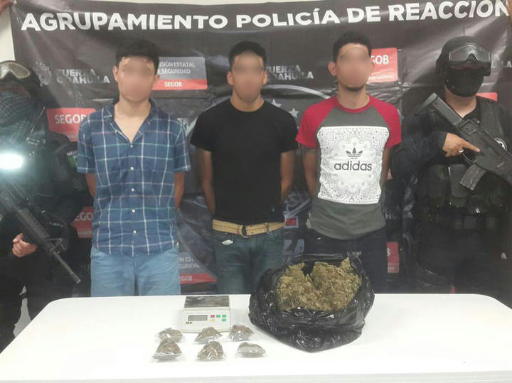 Detienen a 3 narcomenudistas en Monclova
