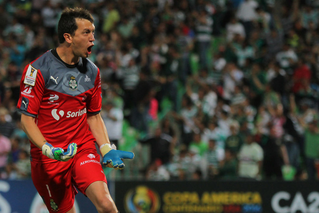 Gana Marchesín el Balón de Oro a Mejor Arquero de la Liga MX