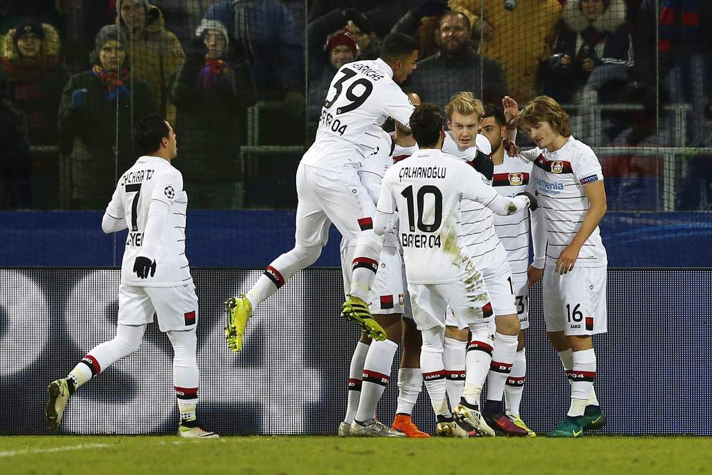 Leverkusen deja escapar triunfo en Champions League