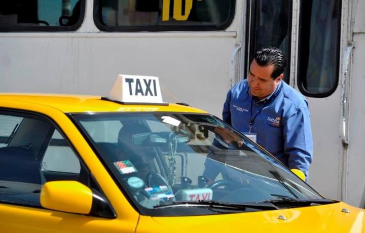 Realiza Transporte Operativo de inspección a taxistas en Saltillo