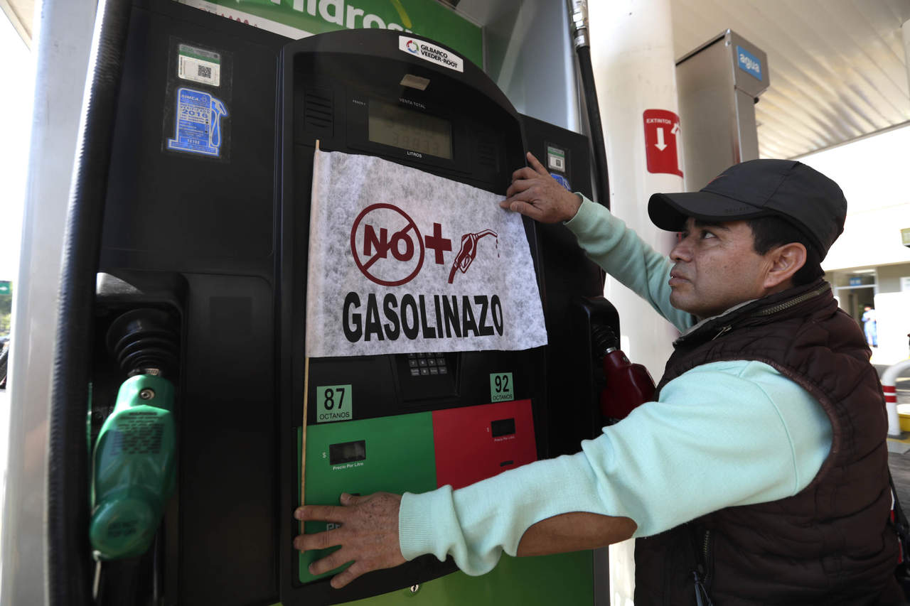 Convoca CNTE a jornada en contra del 'gasolinazo'