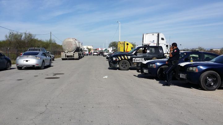 Fuerza Coahuila reprime manifestación en Pemex Monclova