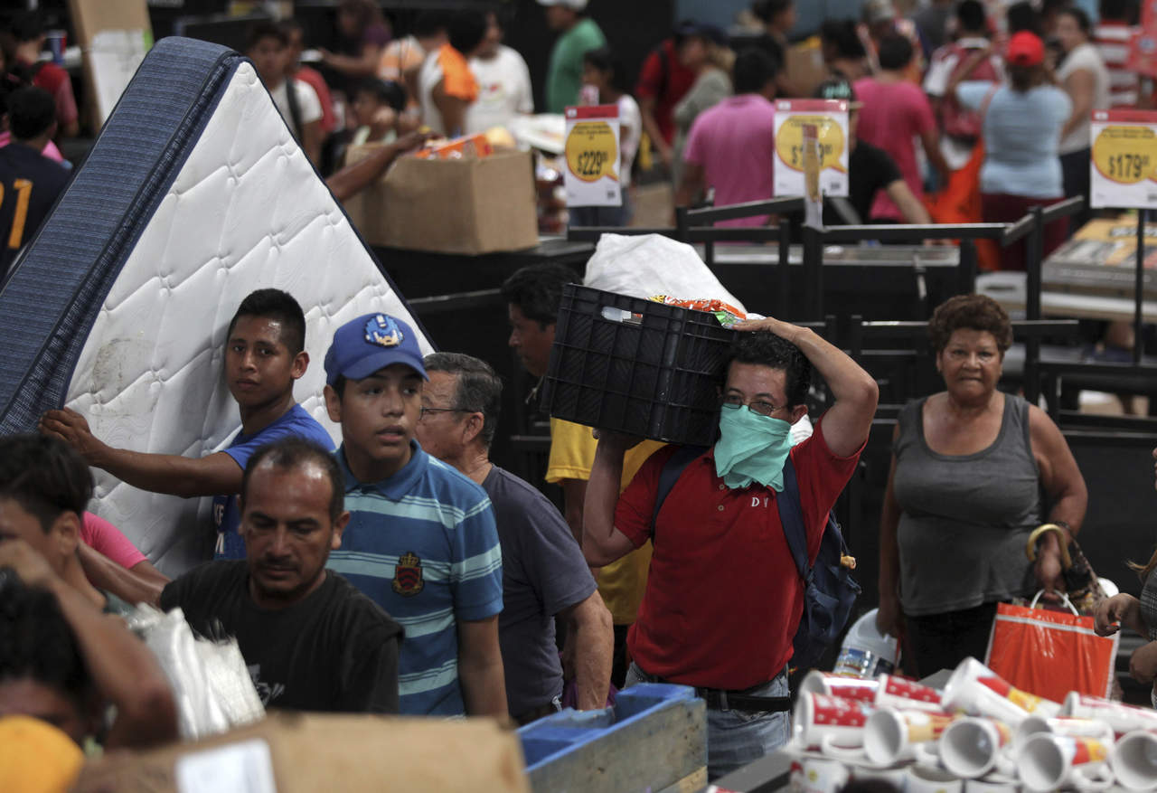 Llegan 250 elementos federales a Veracruz para evitar saqueos