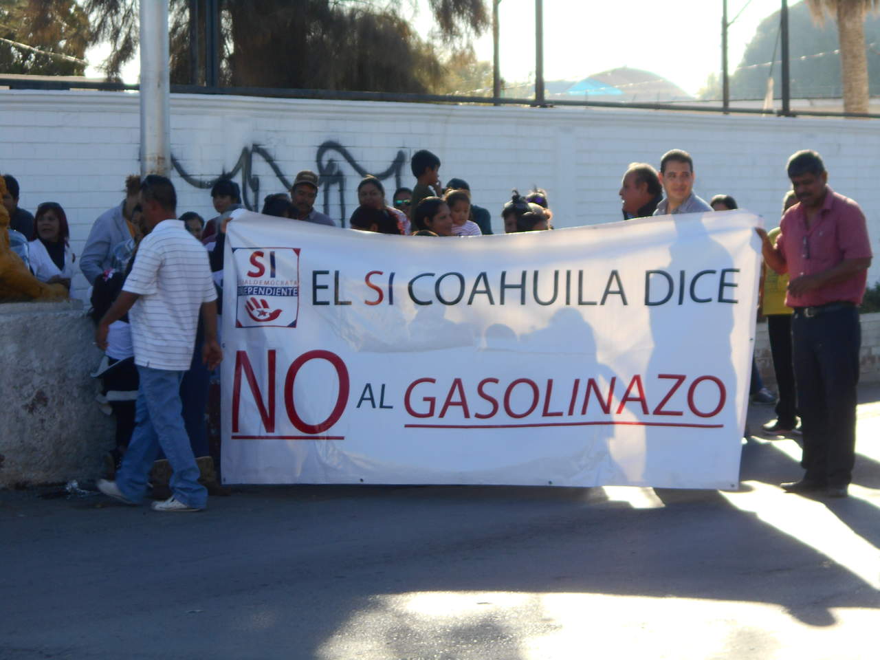 Se manifiestan en San Pedro contra el 'gasolinazo'