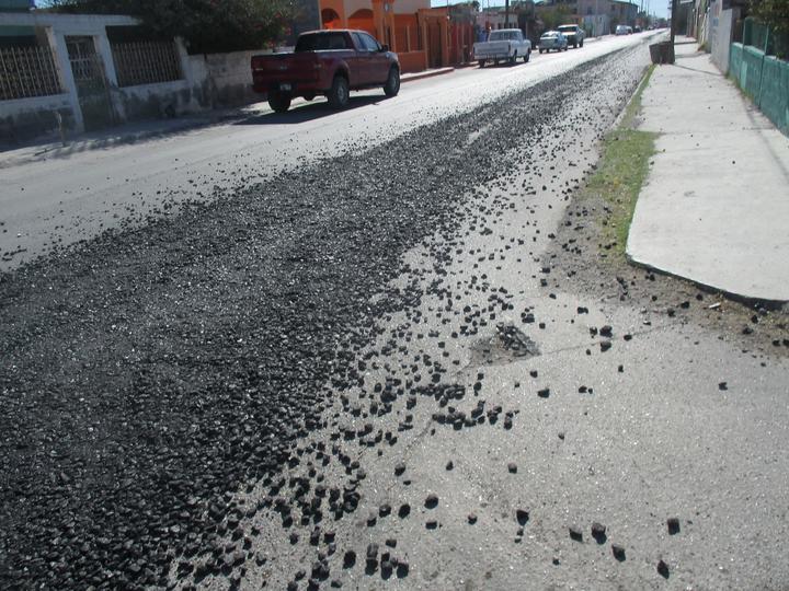 Imprudencia de operadores pone en riesgo a automovilistas en Cuatrociénegas