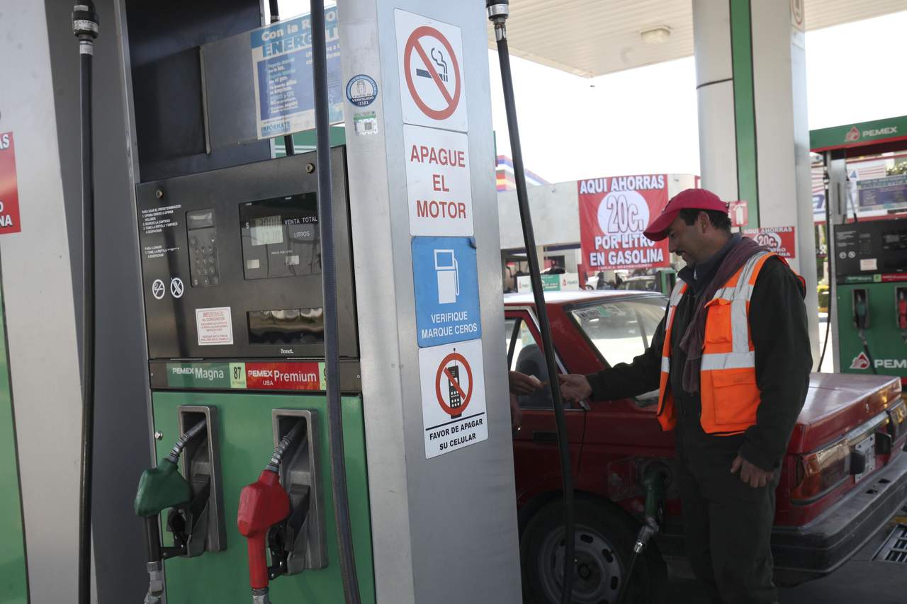 Funcionarios y legisladores dialogarán sobre gasolinas el viernes