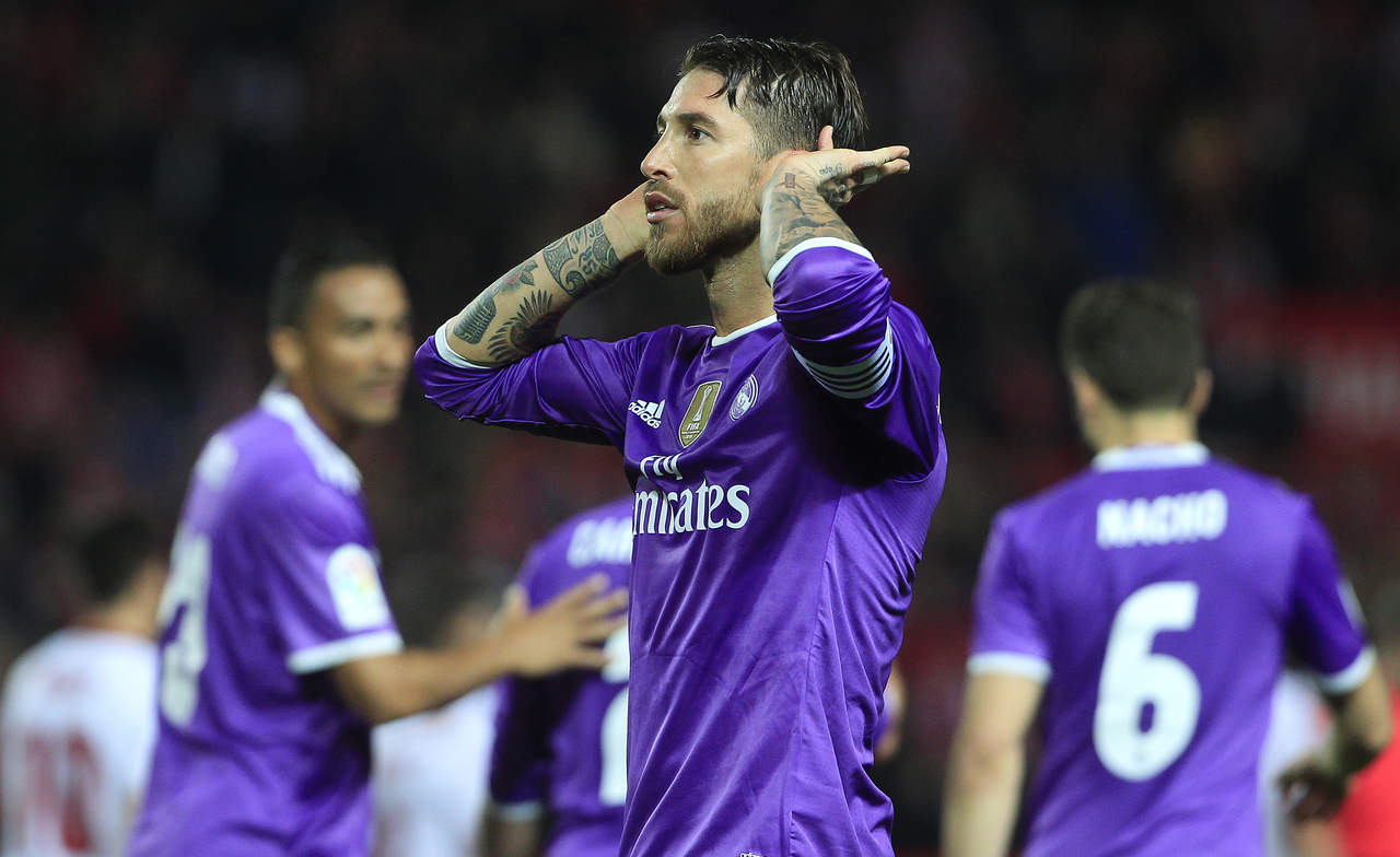 Sevilla pide castigo para Sergio Ramos por gestos en juego de Copa