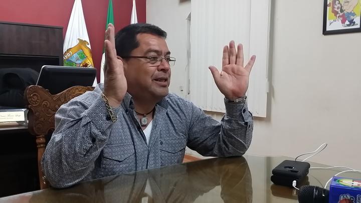 Alcalde de San Buenaventura usaba despacho para cometer infidelidad