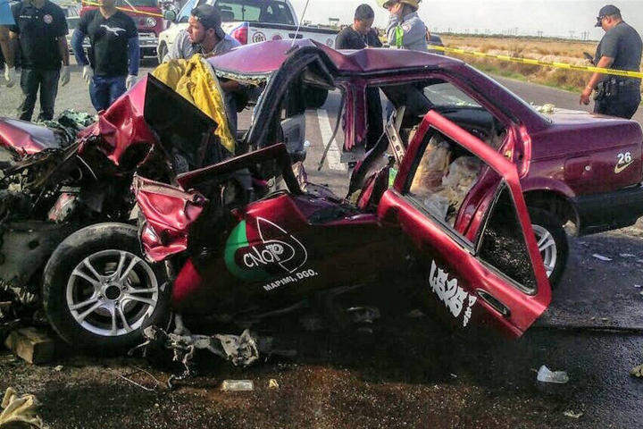 Muere una familia en accidente de carretera GP-Bermejillo