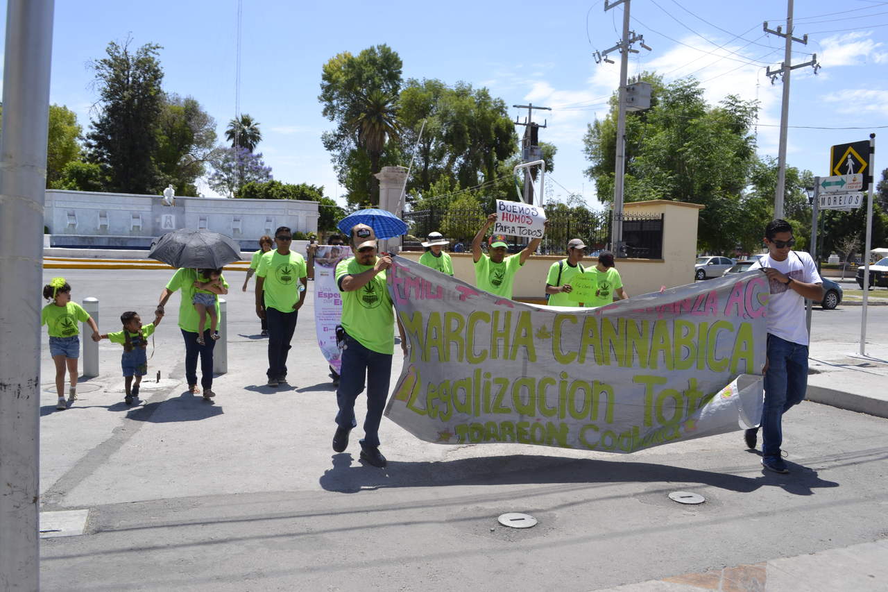 Marchan por la legalización total de la marihuana