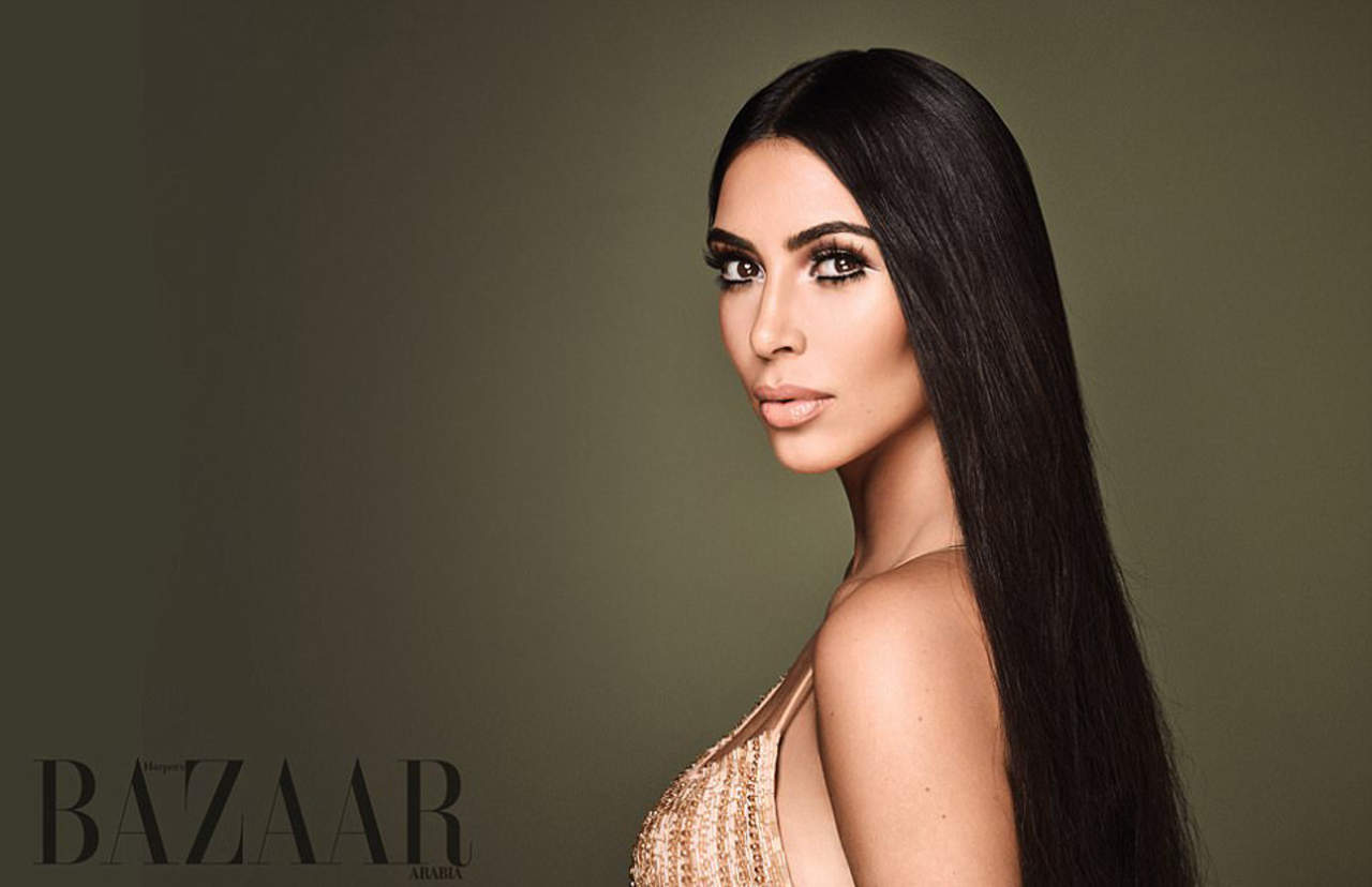 Kim Kardashian emula a Cher para sesión fotográfica