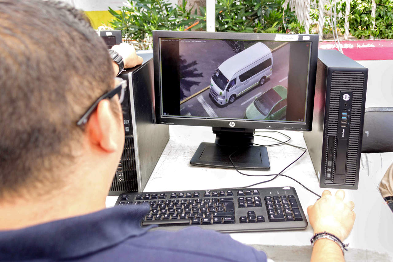 Edomex instalará equipo de seguridad en transporte público