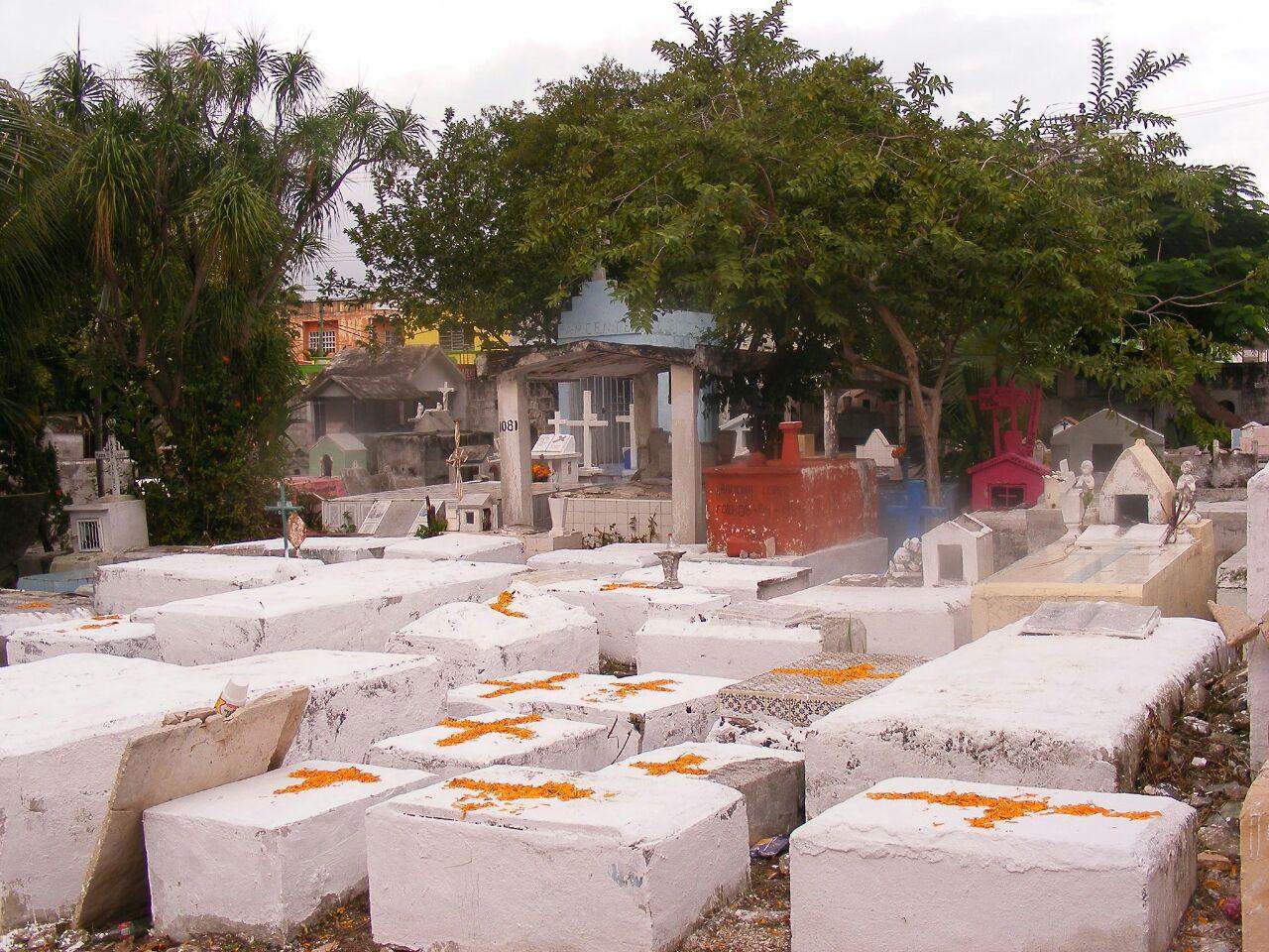 Construyen nuevos panteones en Quintana Roo