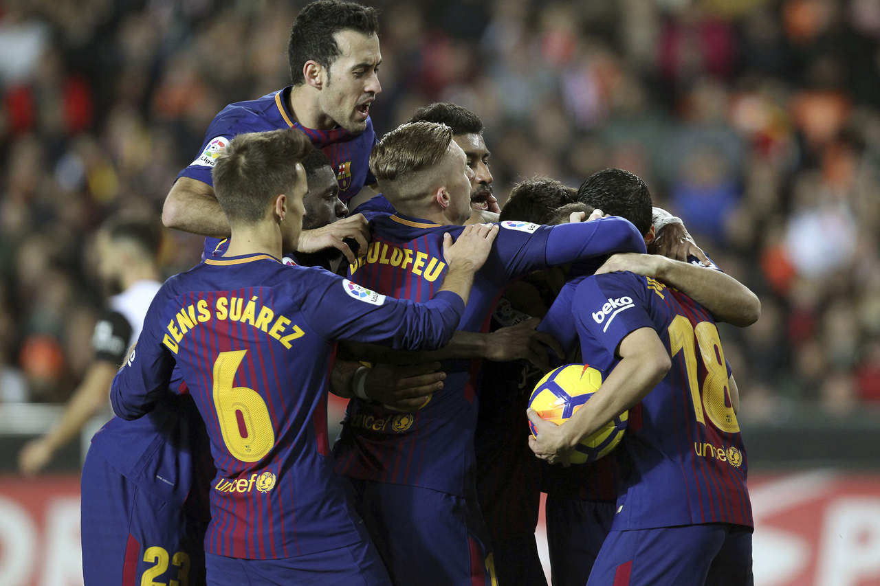 Barcelona y Valencia reparten puntos en Mestalla
