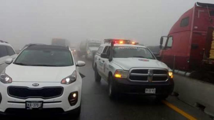 Cierran carretera Saltillo-Monterrey por condiciones climatológicas