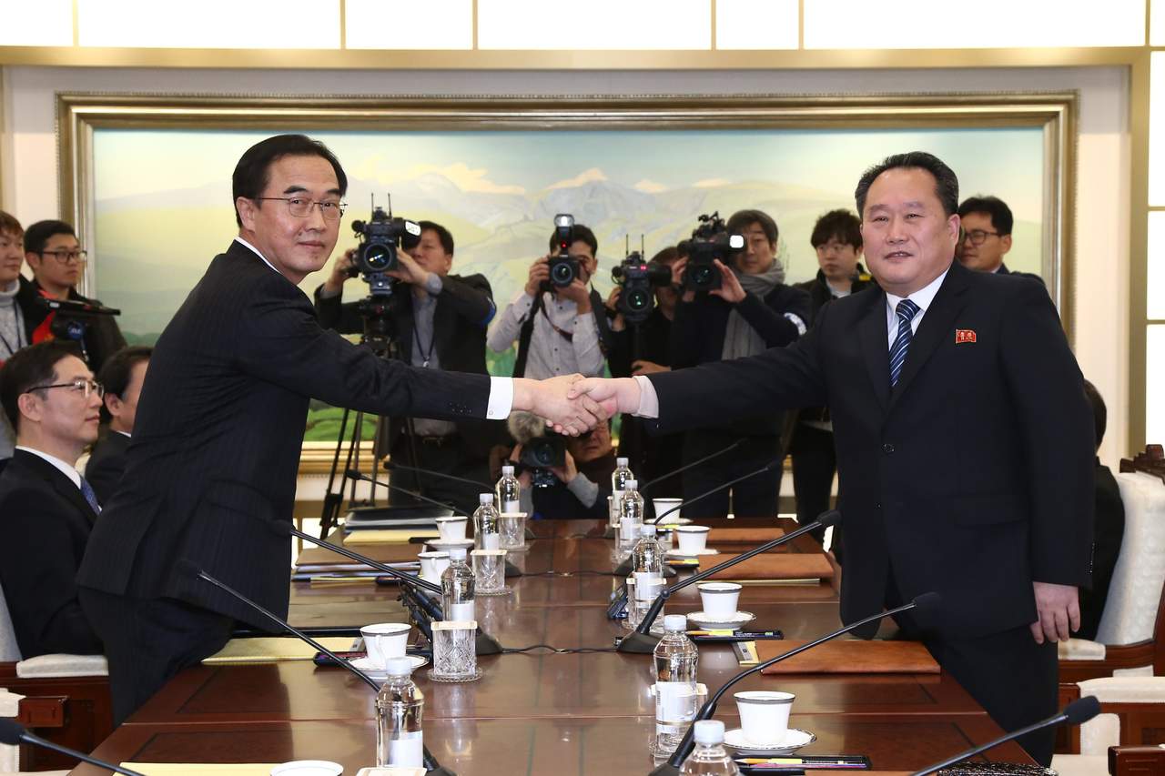 Inician negociaciones formales entre las dos Coreas tras dos años
