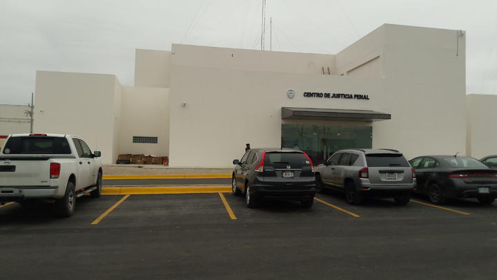 Inicia juicio oral contra dos agentes de Fuerza Coahuila por extorsión