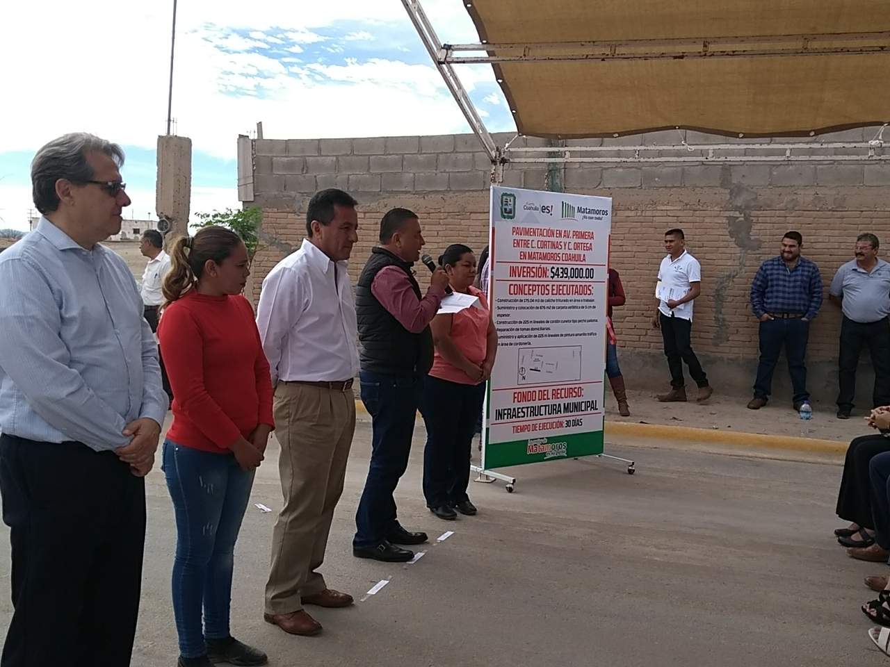 Entregan pavimento en colonia Ciudad Deportiva de Matamoros