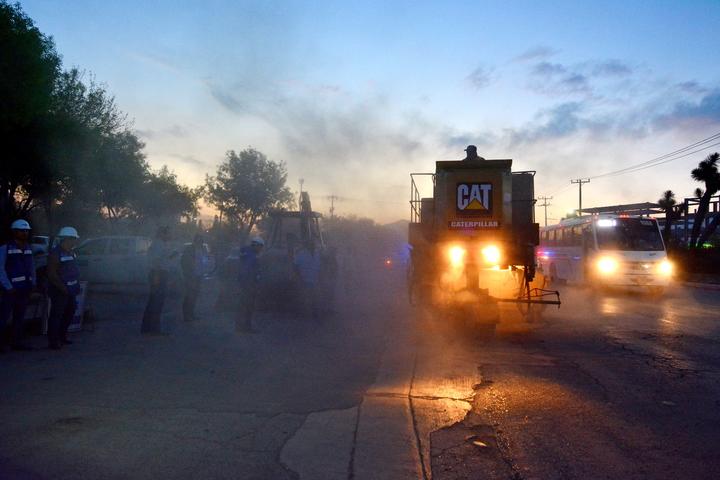 Inicia recarpeteo de prolongación Juárez en Monclova