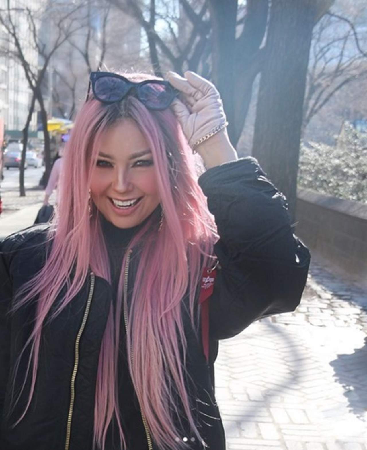 Thalía presume su nuevo look