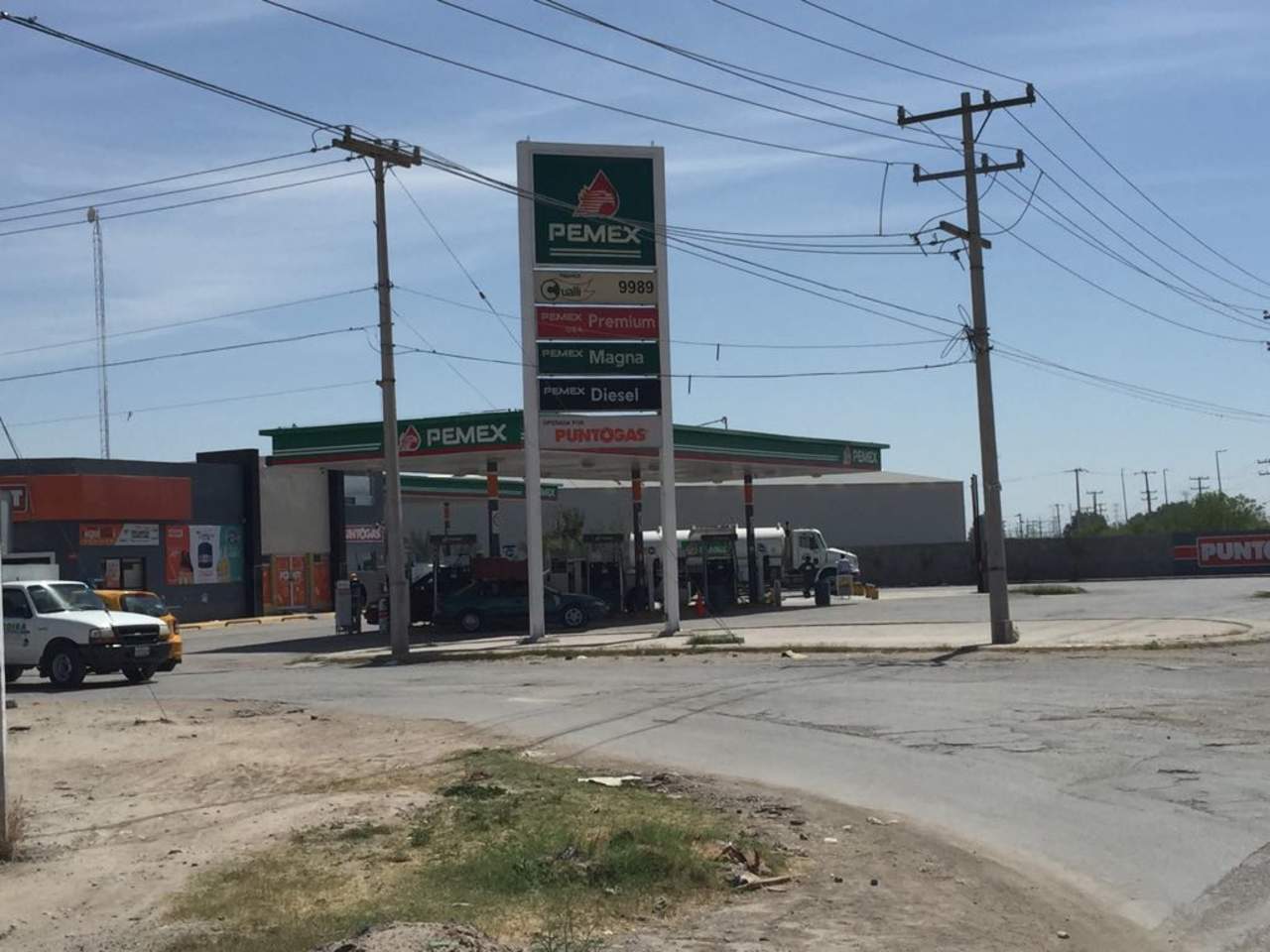 Asaltan gasolinera en el ejido Los Arenales