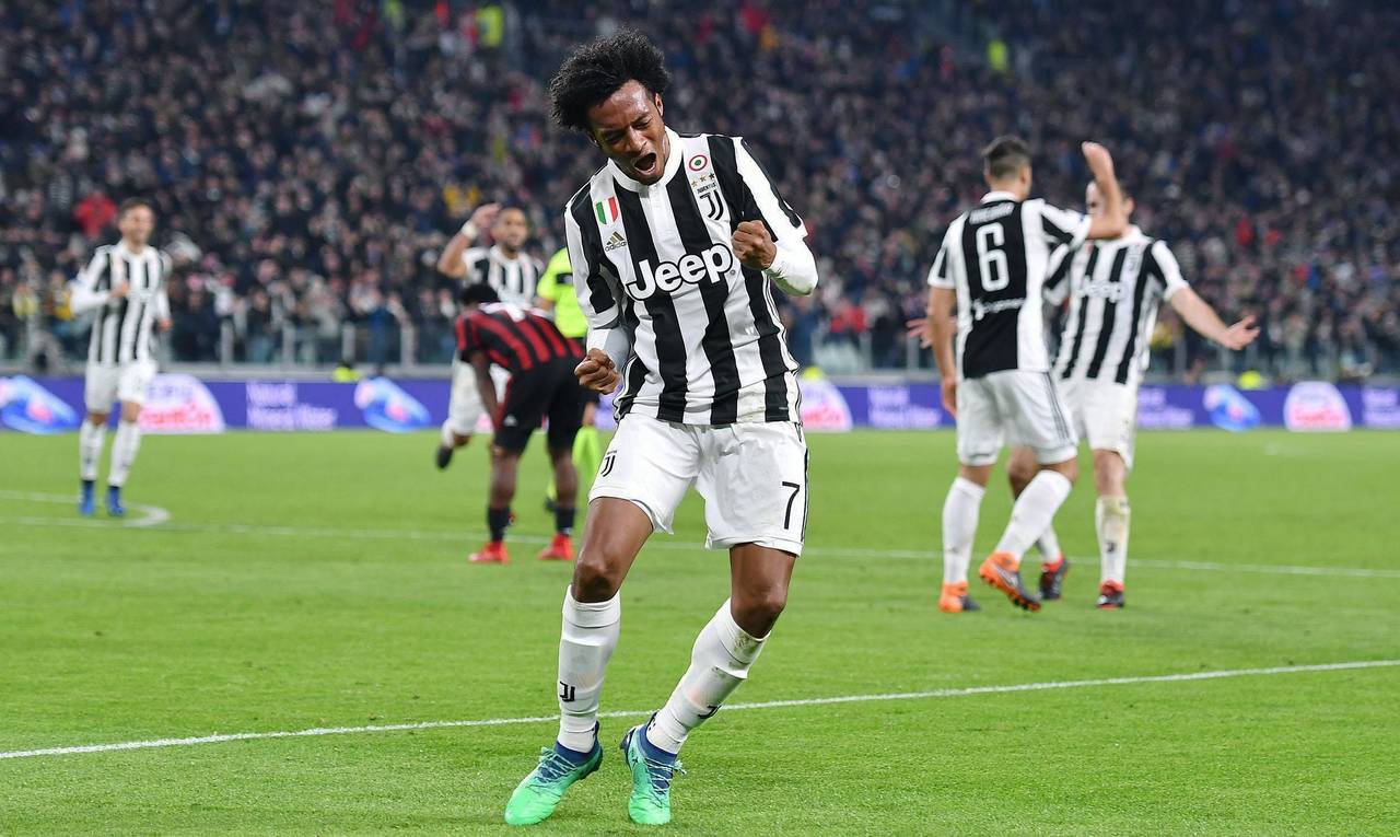 Juventus amplía ventaja en la cima