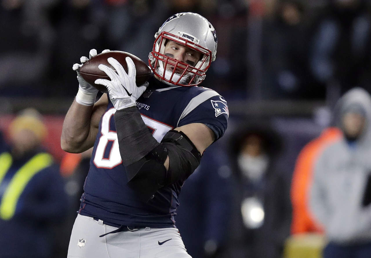 Rob Gronkowski confirma que jugará en 2018 con Patriots