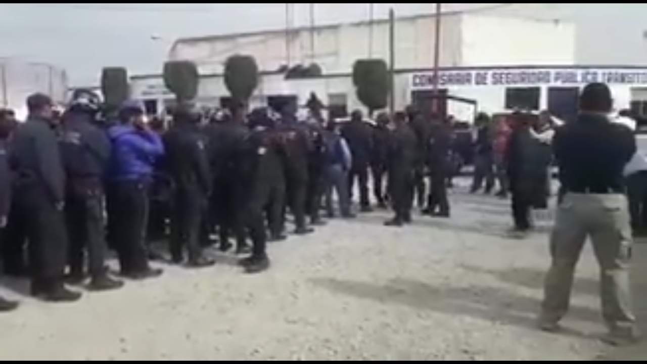 Ejército toma control de municipio en Puebla por violencia