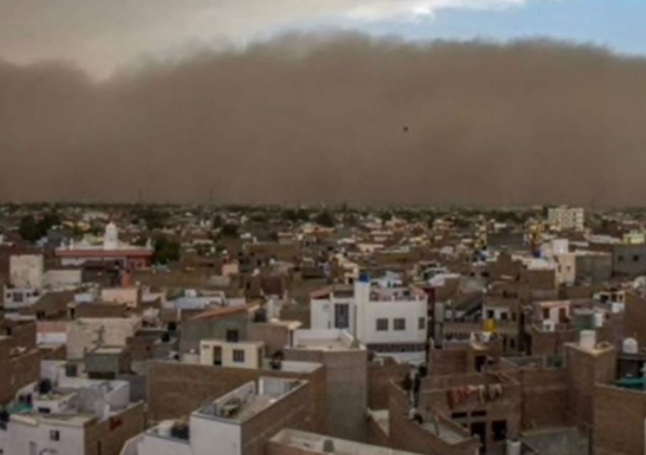 VIDEO: Tormenta de polvo deja 97 muertos