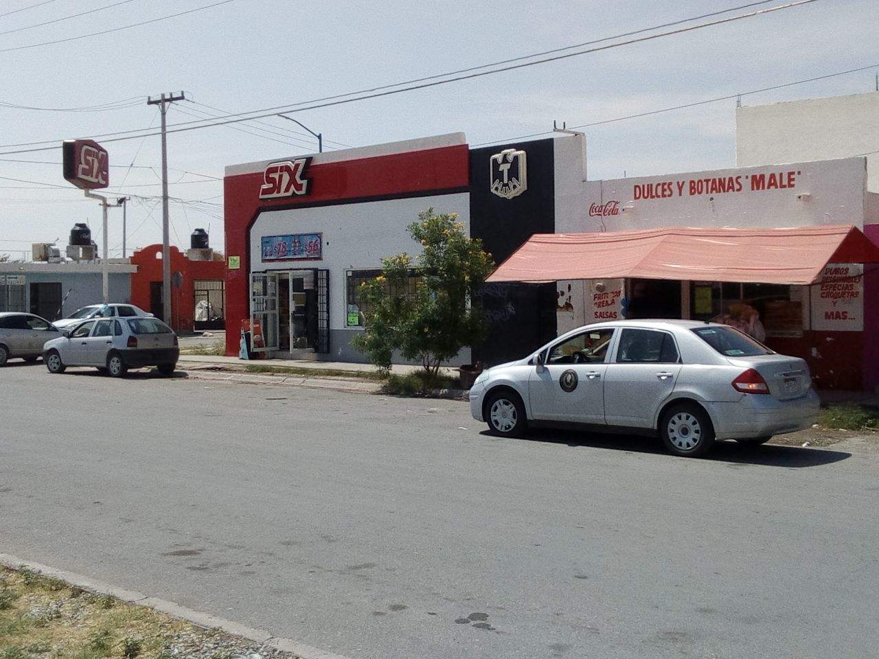 Sujetos armados asaltan expendio en Torreón; se llevan 15 mil pesos