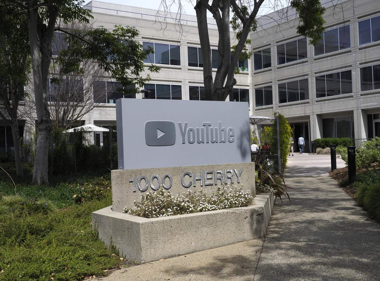 YouTube anuncia combate a noticias falsas